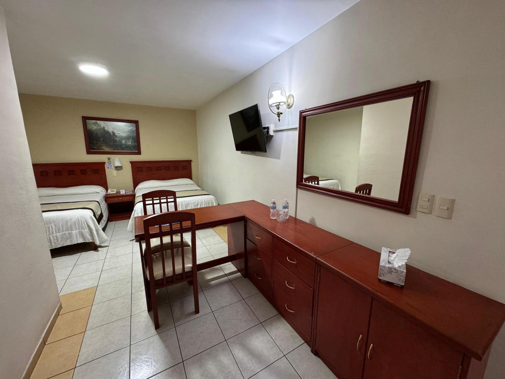 Hotel Nv Сапопан Экстерьер фото